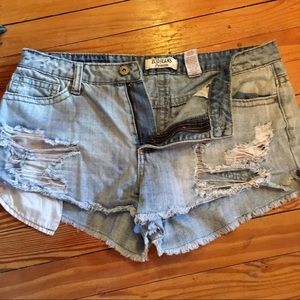 light denim highwasted ripped shorts